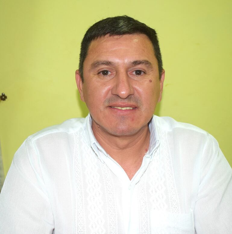 El concejal y docente universitario Silvino Silva también aspira ser intendente de Carapeguá.