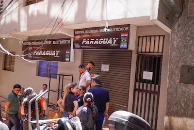 El local fue clausurado ayer por funcionarios municipales.