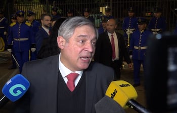 Luis Ramírez, ministro de Educación.
