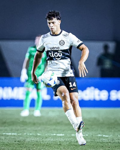Alan Fabricio Ledesma (16 años), uno de los juveniles alistados por Olimpia en el Apertura 2025.