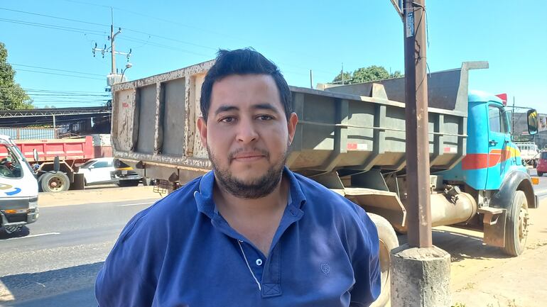 Miguel Sanabria, presidente de la asociación de volqueteros del Acceso Sur.