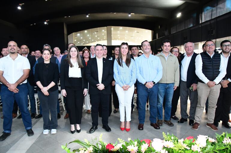 Autoridades de diferentes instituciones educativas participaron de una rueda de negocios.