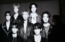 Jin, Suga, J-Hope, RM, Jimin, V y Jungkook. La banda surcoreana BTS regresa con un esperado show.