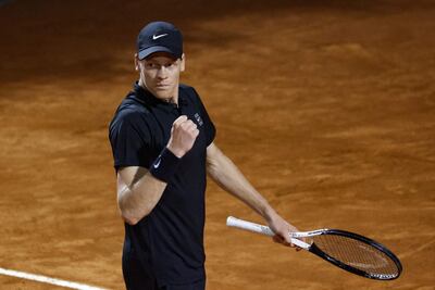 El italiano Jannik Sinner avanza a cuartos de final.