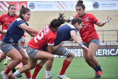 Las Yacaré se entrenan en el estadio Héroes de Curupayty con miras al Clasificatorio de Uruguay.