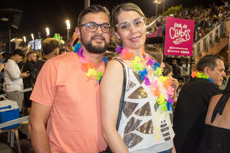  Darwin Brítez junto con Gladis Acosta. 
