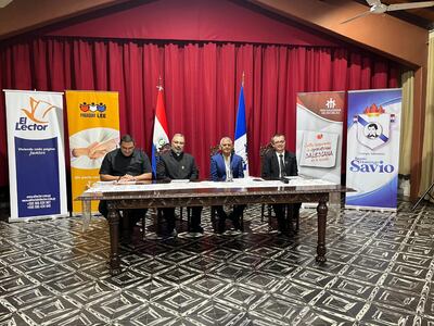 Imagen de la presentación de la campaña "Más libros, menos pantallas", impulsada por la editorial El Lector junto a la Red de Escuelas Salesianas.