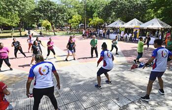 A cualquier edad, moverse siempre contribuirá a mejorar la salud.