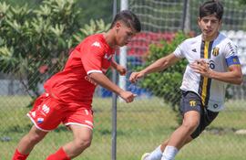 Guaraní derrotó a Nacional y es uno de los líderes de la categoría