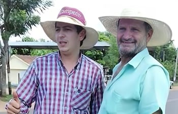 El intendente ... y su tío José Eligio Chávez Silvero, también ex intendente