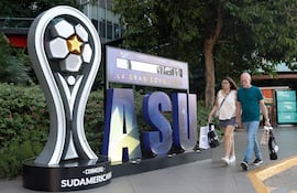 La Final de la Copa Sudamericana se vive en Asunción y atraerá miles de turistas. Se estima que su impacto económico local será de unos US$ 50 millones