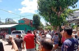 En Alberdi hicieron correr a los funcionarios de la DNIT.