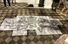 Obra de la artista Ruth Flores, llamada "Tentáculos del poder".