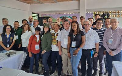 Una reunión entre delegaciones de paz del Gobierno nacional y el EMC-FARC en Suárez, departamento del Cauca, Colombia.