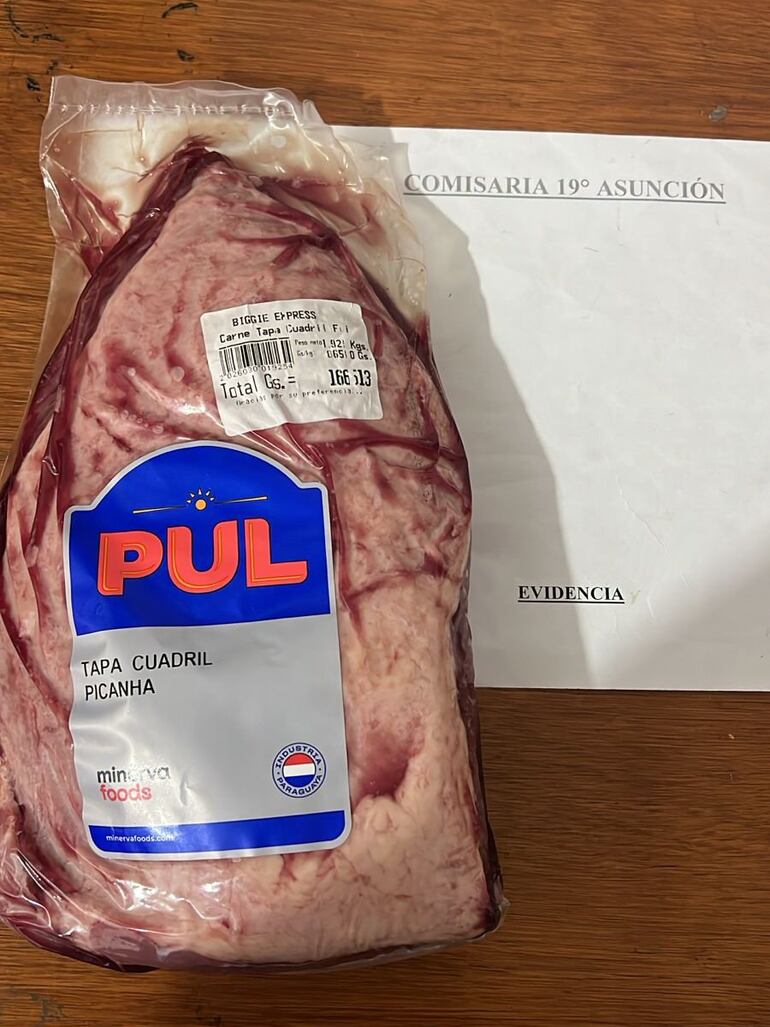 La tapa cuadril que intentó robar el boliviano de la tienda de Biggie de la avenida Brasilia.