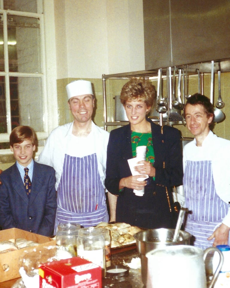 Lady Di y William hace 32 años en la cocina de The Passage. (Instagram/The Prince and Princess of Wales)