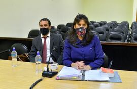 Fiscala Victoria Acuña, denunciada ante el JEM por supuesto mal desempeño en sus funciones.