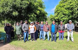 Pescadores de Ayolas anunciaron manifestaciones desde el martes próximo frente a Yacyretá.