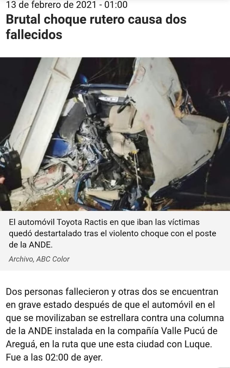 Parte de la publicación del brutal accdiente en que dos jóvenes perdieron la vida y el auto en que iban quedó destrozado.
