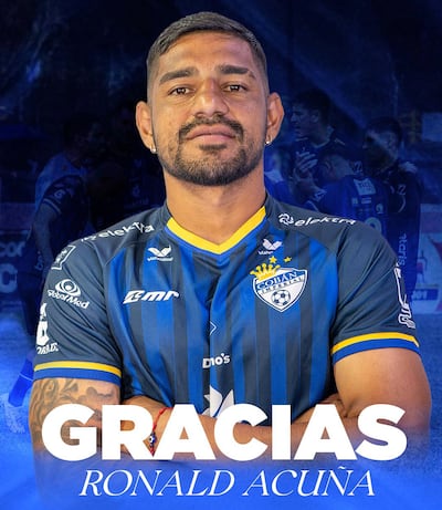 Ronald Alexis Acuña Giménez, futbolista paraguayo desvinculado del Cobán Imperial.