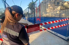 Suspensión temporal del complejo de pádel.