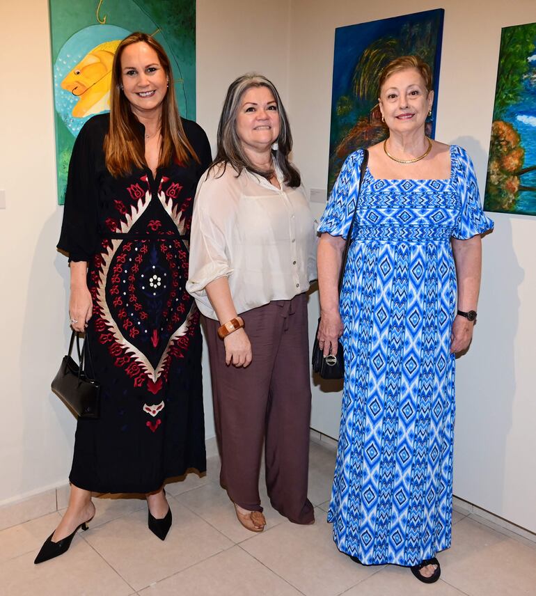 Christi Russo, Martha Uhl y Mercedes de Centurión.