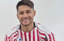 Iván Arturo Torres, nuevo futbolista del Sportivo San Lorenzo.