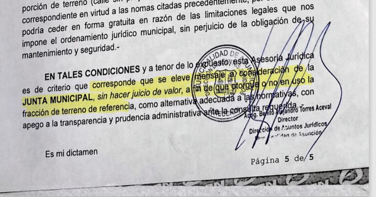 Dictamen "sin juicio de valor" sobre cesión de uso de calle a Ueno Bank, firmado por Benito Torres el 23 de abril pasado, una semana antes del ingreso del pedido a la Junta Municipal.
