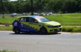 La dupla compuesta por Rodolfo Ramírez y Nora Insaurralde (Volkswagen Polo #77), dominaron las acciones ayer en el VRD y fueron los campeones en Marcas.