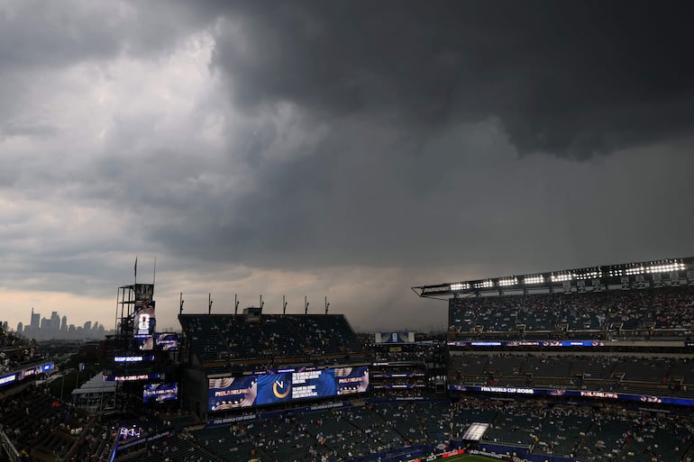 Una vista del Philadelphia Stadium mientras el partido de fútbol del Grupo I de la Copa del Mundo 2026 entre Francia e Irak es suspendido debido a las condiciones climáticas adversas en Filadelfia.