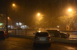 lluvia-asuncion-tormenta-82155000000-1151309.JPG
