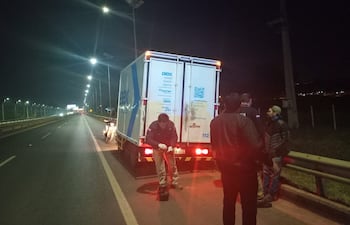 Policía sospecha de un “autogolpe” en asalto a camión sobre Ñu Guasu