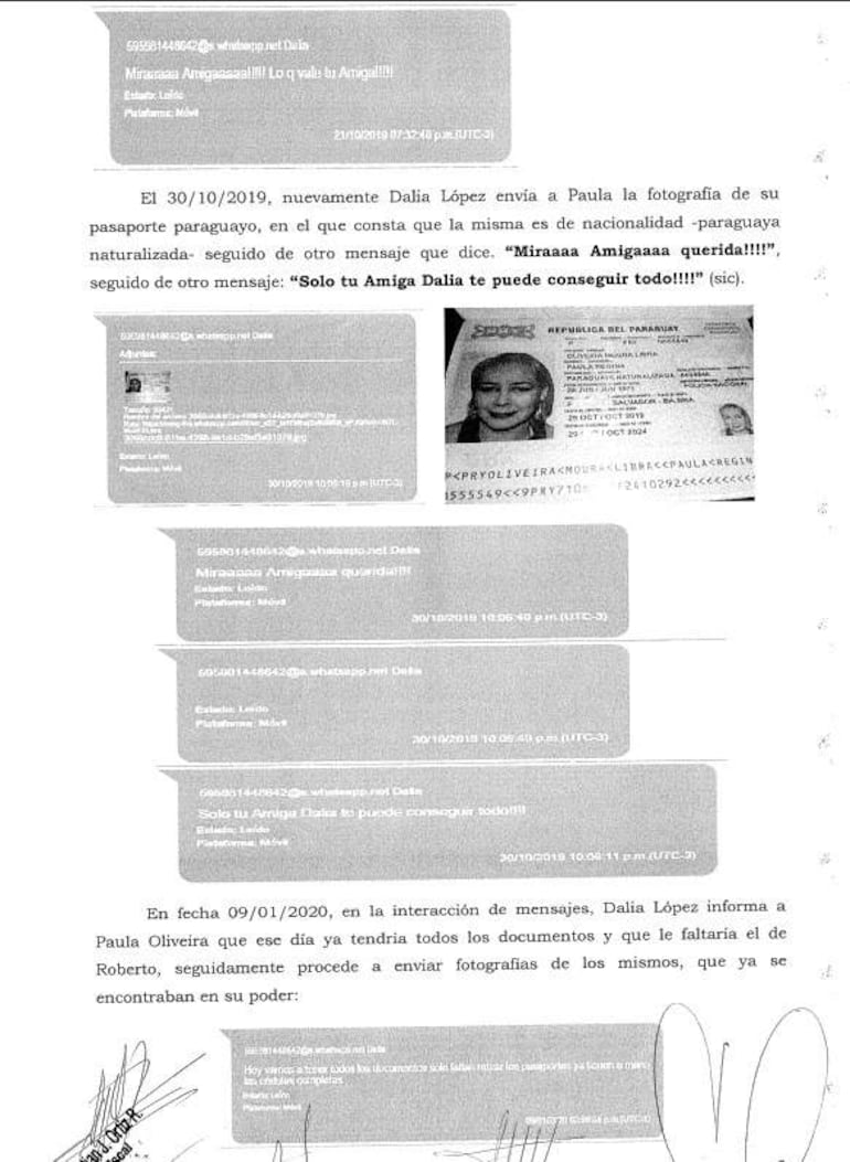 Mensajes de WhatsApp entre Dalia López y Paula Oliveira sobre pasaporte paraguayo y gestión de documentos.