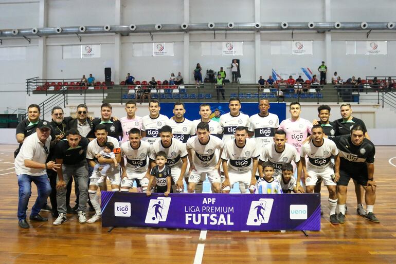 Plantel de Olimpia, campeón del Torneo Clausura 2023 de la Liga Premium.