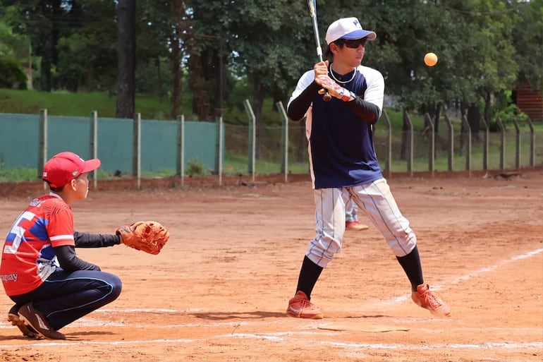 En Paraguay encontró una comunidad nikkei en la que el béisbol tenía raíces profundas. Este año se cumplen 90 años de la llegada de los primeros inmigrantes japoneses al país y, junto con ellos, también llegó una parte de su cultura.