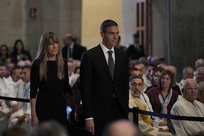 El presidente del Gobierno de España, Pedro Sánchez, y su esposa Begoña Gómez.