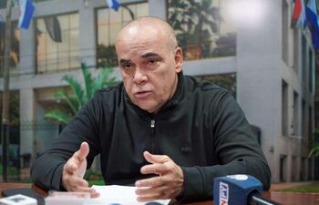 Basilio “Bachi” Núñez (ANR-HC), titular del Congreso Nacional.