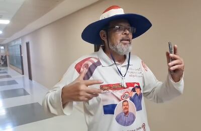 Diputado Miguel Martínez (ExCruzada Nacional).