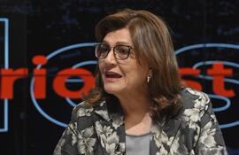 La senadora Blanca Ovelar (ANR, FR) no descarta que su movimiento sufra más fugas hacia Honor Colorado.