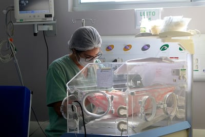 Bebé hospitalizado, imagen ilustrativa.