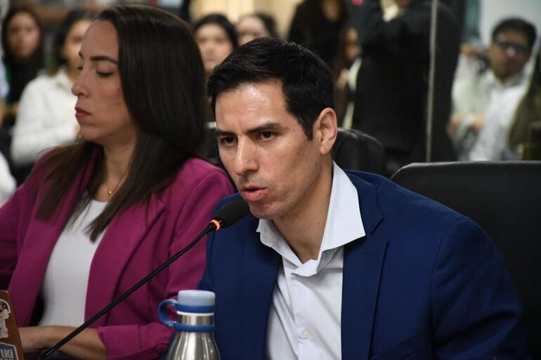 Álvaro Grau (PPQ), concejal que denunció la sobrefacturación.