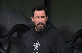 Pablo Sánchez, entrenador de Olimpia, campeón del torneo Apertura.