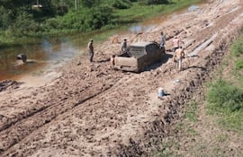 Diversos tramos del Chaco necesitan ser intervenidos con urgencia ya que los mismos son intransitables luego de las lluvias como el caso de la ruta PY12 desde el cruce Nanawa General Bruguez y accesos. imagen gentileza