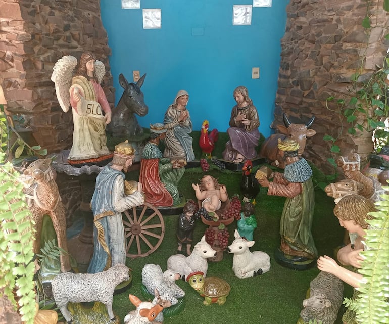 Parte de la colección de pesebres de la familia Ramírez Villasboa de Pedro Juan Caballero.