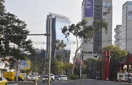 Los países se desarrollan cuando la estrategia del cambio está en bajos impuestos, protección a la propiedad privada, seguridad jurídica, desmonopolización, garantías plenas a la propiedad privada, entre otros.