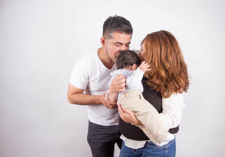 ¿Cómo mantener la chispa en la pareja cuando un bebé marca el ritmo?
