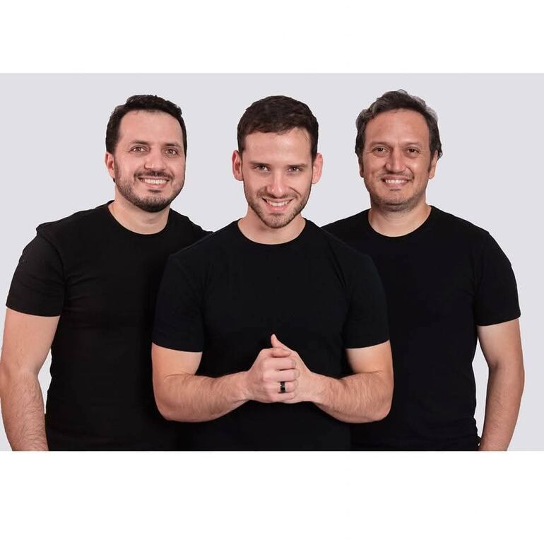 Richer Palma, con los hermanos Ernesto, Carlos y Jorge, honran las canciones paraguayas y rinden homenaje a Pa’i Pérez con una renovada versión de su clásico.