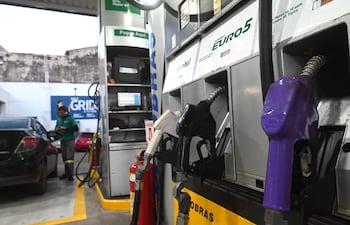 Varias empresas expendedoras de combustibles serán investigadas.