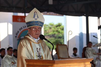 Monseñor Ricardo Valenzuela presidió la misa en el santuario de Nuestra de Señora de los Milagros de Caacupé.