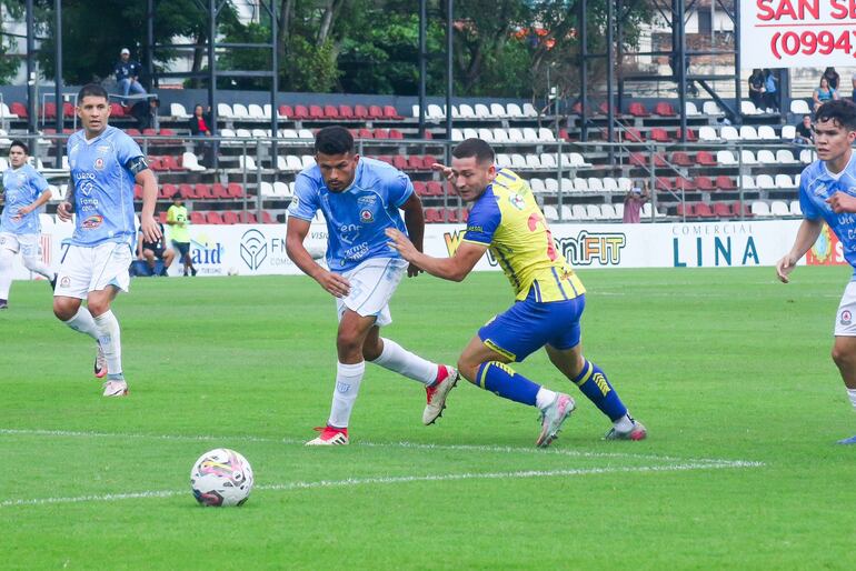 Deportivo Capiatá y Resistencia empataron 1-1 por la fecha 4 de la División Intermedia 2026.